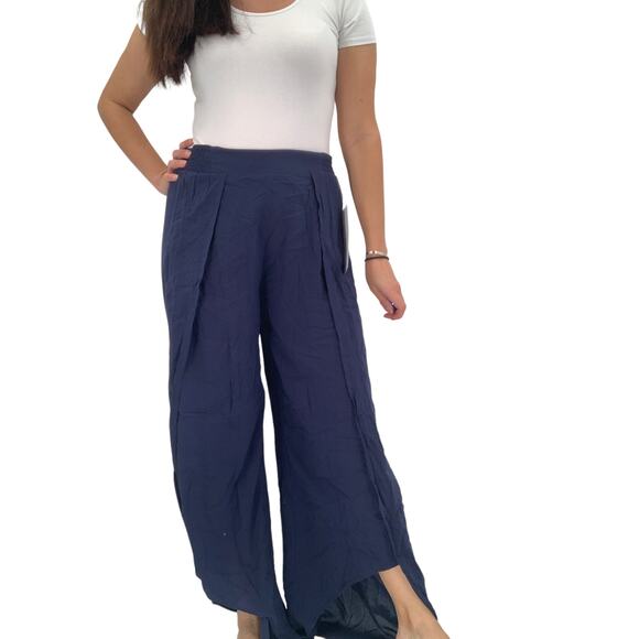 2/$30 FORTUNE Swimwear Pants Size S Michelle Curved Hem Petal Pant Side Slit - Picture 1 of 8